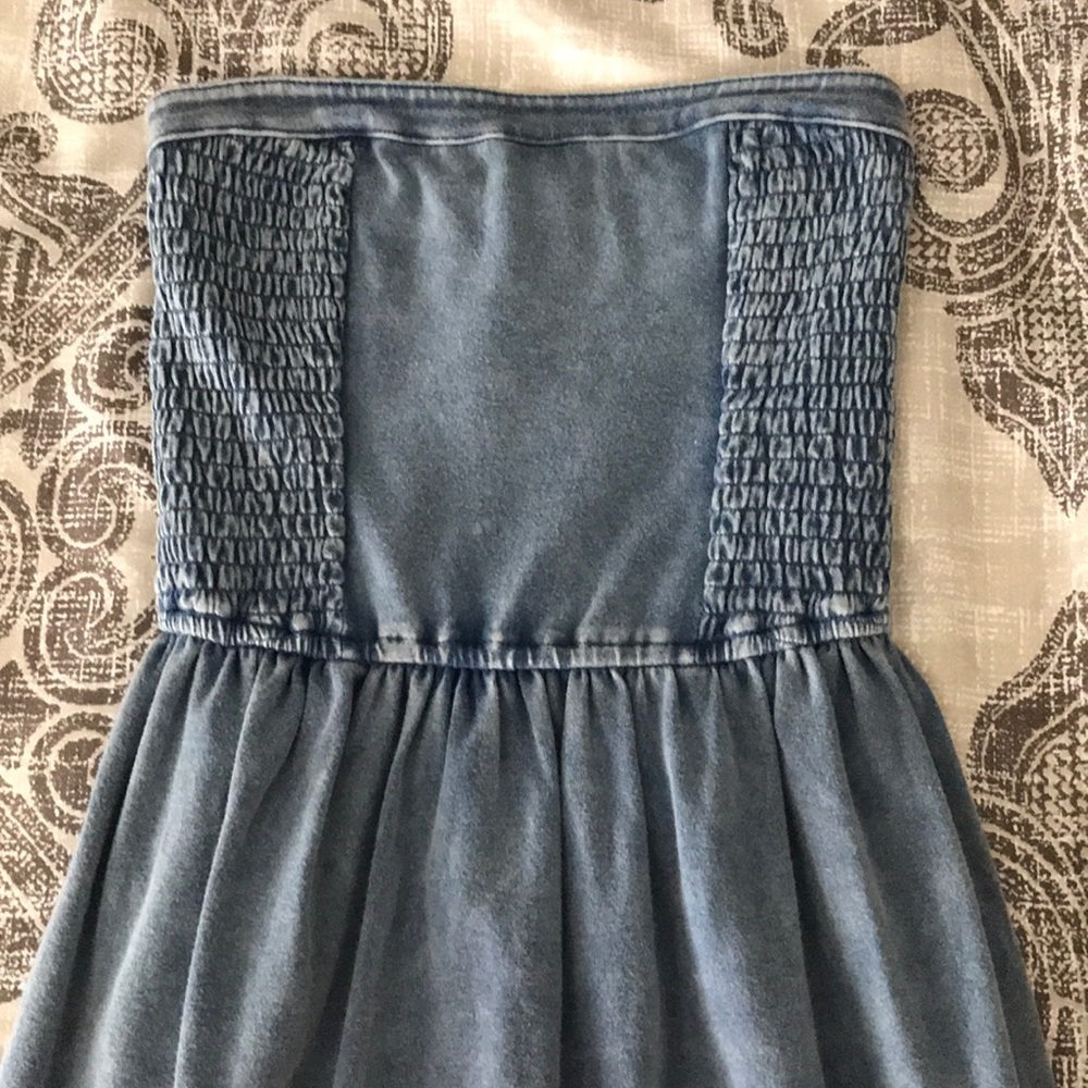 Abercrombie Strapless Dress **SOLD**